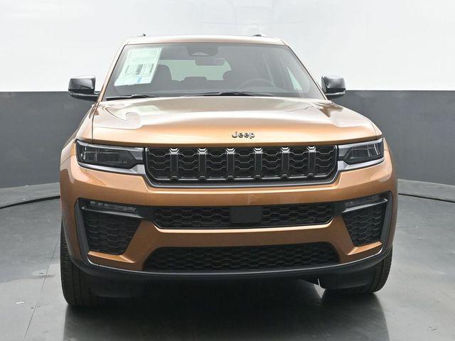 new 2026 Jeep Grand Cherokee car, priced at $44,092