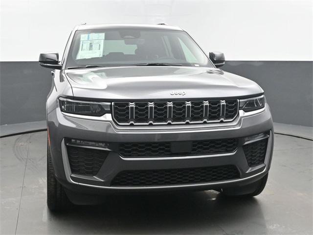 new 2026 Jeep Grand Cherokee car, priced at $48,525