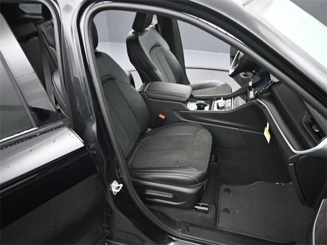 new 2026 Jeep Grand Cherokee car, priced at $48,525