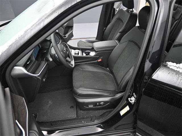 new 2026 Jeep Grand Cherokee car, priced at $48,525