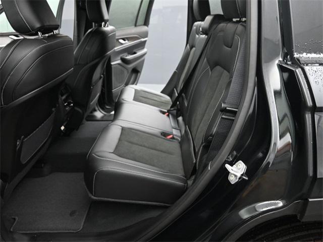 new 2026 Jeep Grand Cherokee car, priced at $48,525