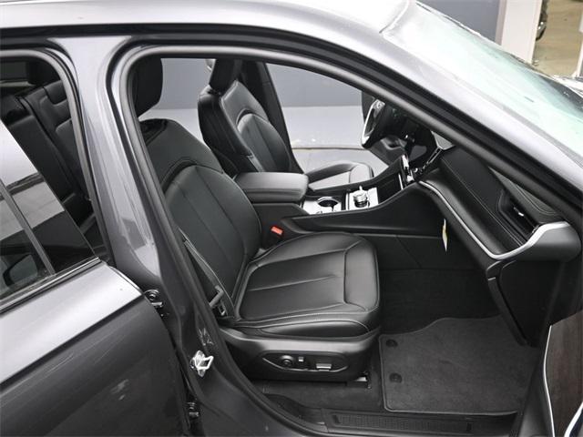 new 2026 Jeep Grand Cherokee car, priced at $47,985