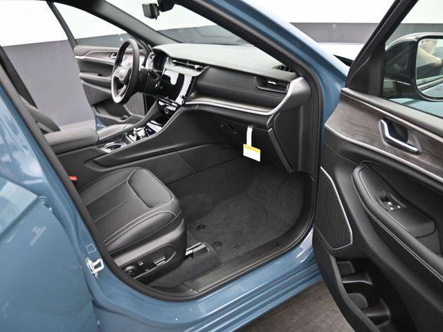 new 2026 Jeep Grand Cherokee L car, priced at $53,405