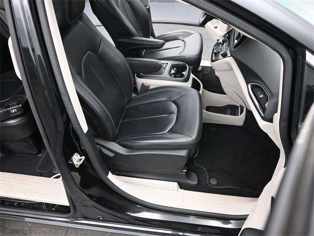 used 2023 Chrysler Pacifica car, priced at $26,102