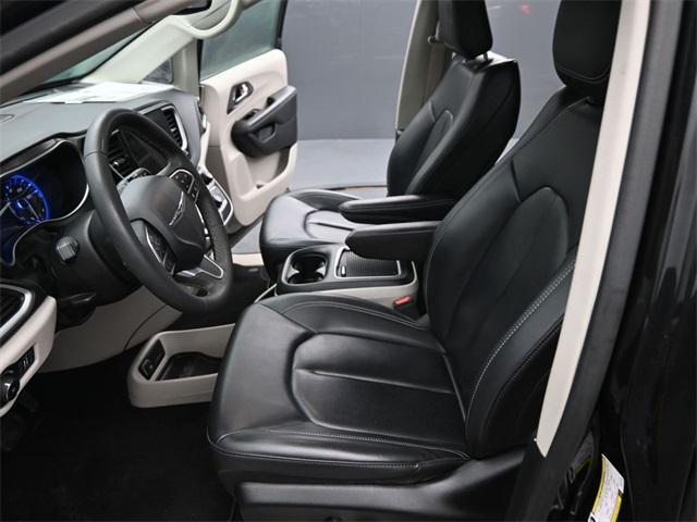 used 2023 Chrysler Pacifica car, priced at $26,102