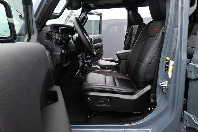 new 2026 Jeep Gladiator car, priced at $60,520