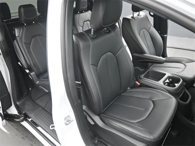 new 2026 Chrysler Pacifica car, priced at $43,993