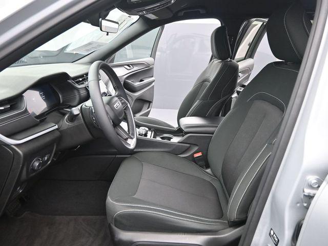 used 2025 Jeep Grand Cherokee car, priced at $33,991