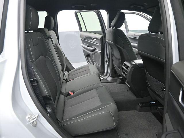 used 2025 Jeep Grand Cherokee car, priced at $33,991