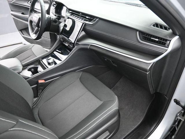 used 2025 Jeep Grand Cherokee car, priced at $33,991