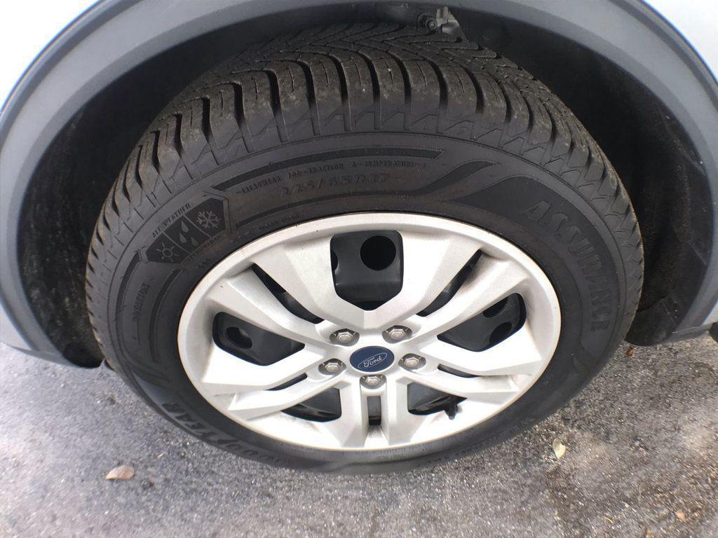 used 2022 Ford Escape car, priced at $11,995