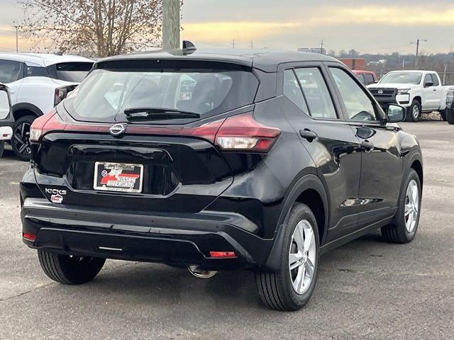 new 2025 Nissan Kicks Play car, priced at $21,540