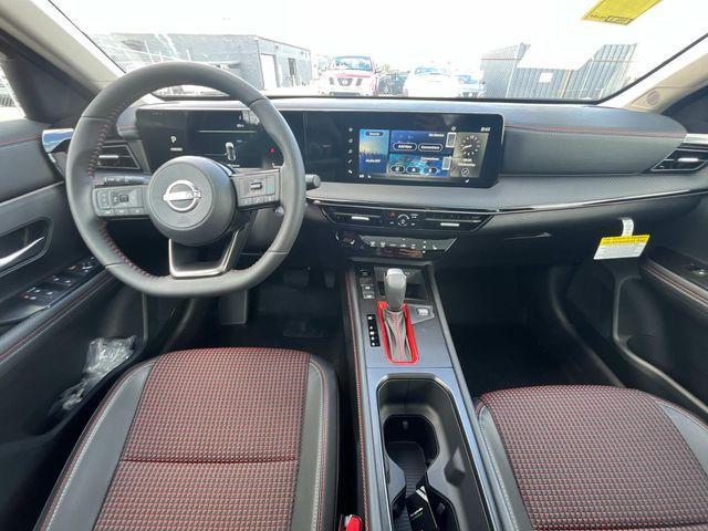 new 2025 Nissan Kicks car, priced at $30,012