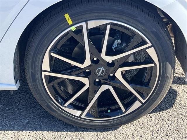 new 2025 Nissan Sentra car, priced at $23,785