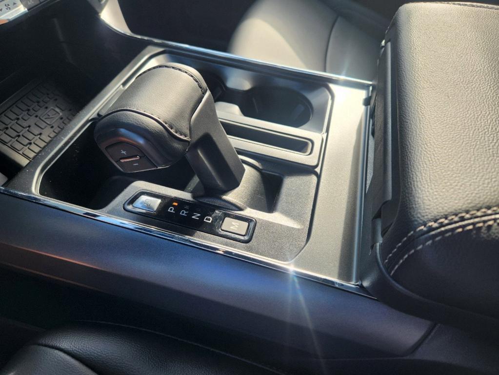 new 2025 Ford F-150 car, priced at $59,658
