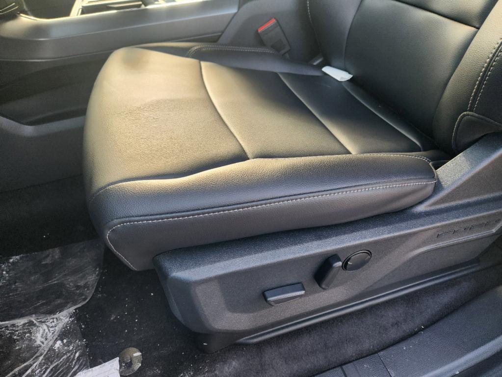 new 2025 Ford F-150 car, priced at $59,658