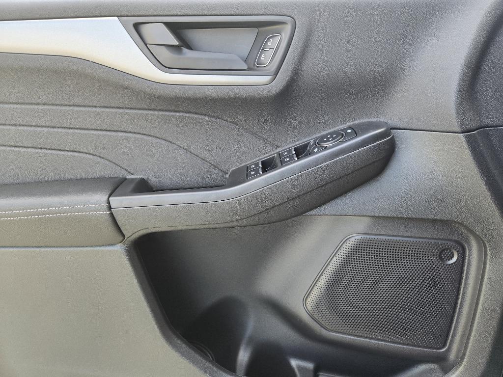 new 2026 Ford Escape car, priced at $29,652