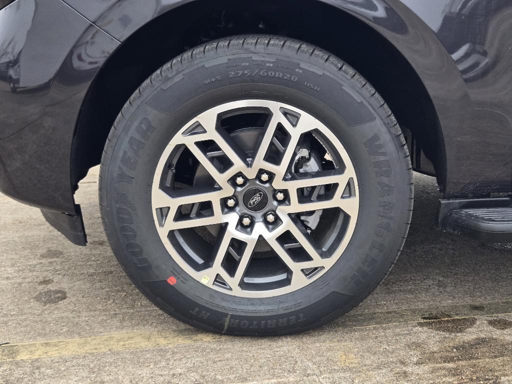 new 2026 Ford Expedition car, priced at $67,163