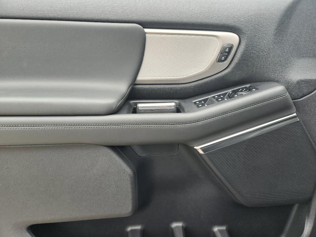 new 2026 Ford Expedition car, priced at $67,163