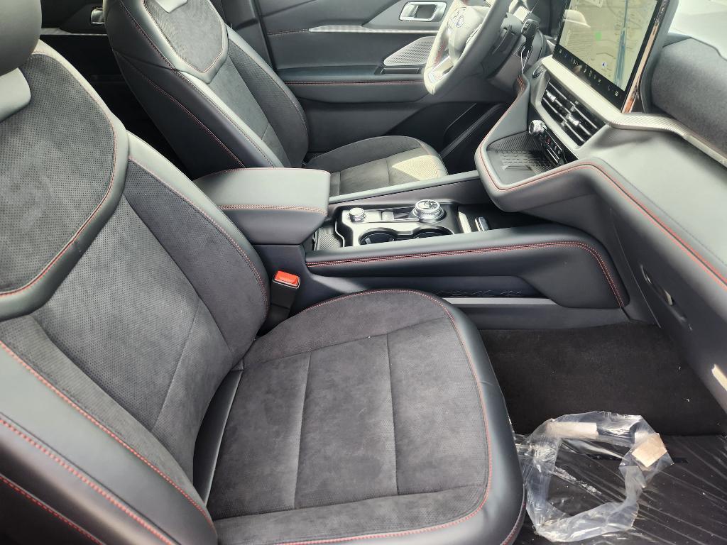 new 2025 Ford Explorer car, priced at $57,112