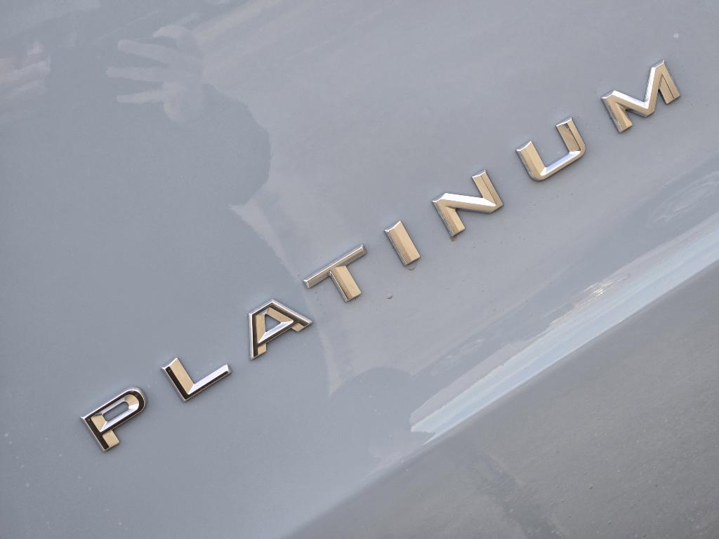 new 2025 Ford Expedition car, priced at $79,269