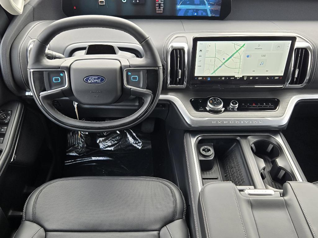 new 2025 Ford Expedition car, priced at $75,625