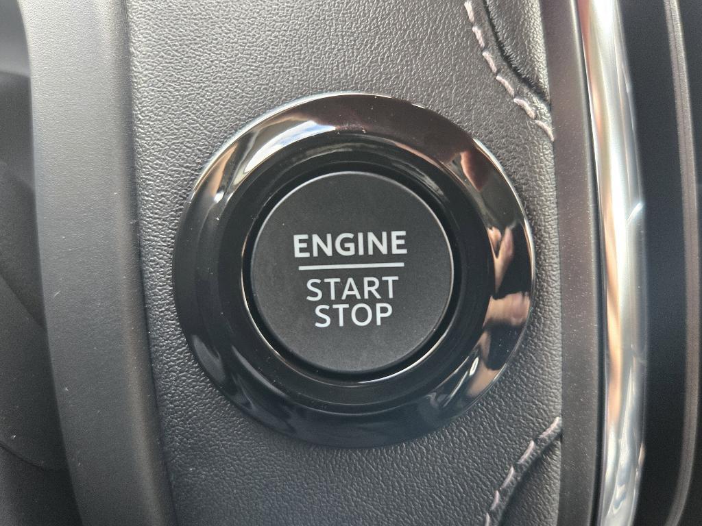 new 2025 Ford Expedition car, priced at $75,625