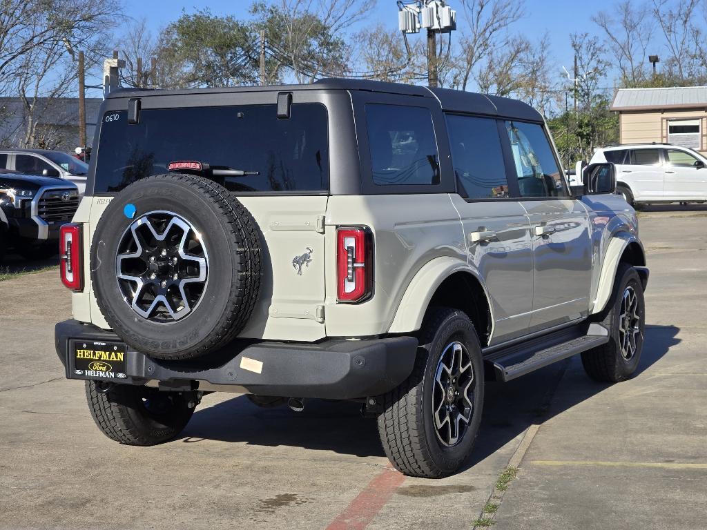 new 2025 Ford Bronco car, priced at $44,620