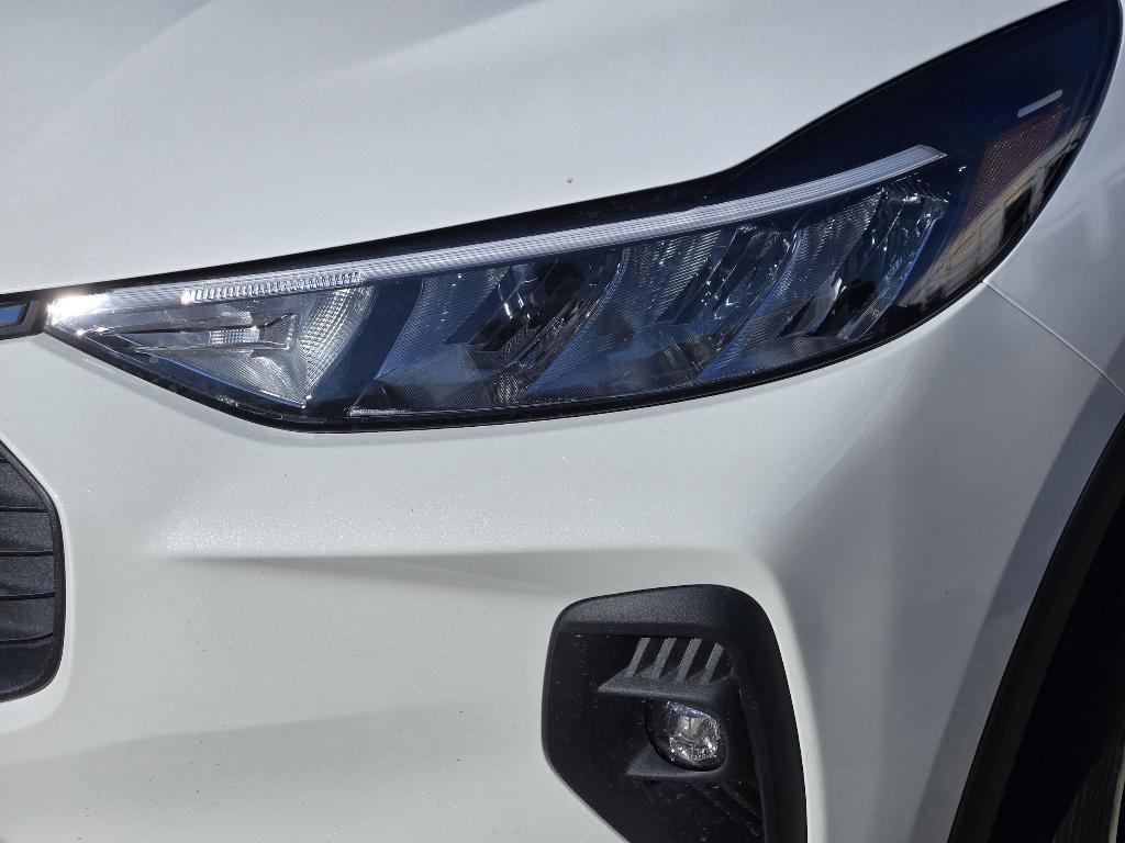 new 2025 Ford Escape car, priced at $30,441