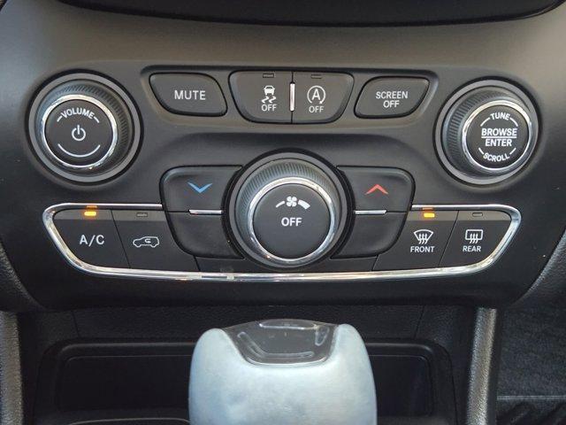 used 2020 Jeep Cherokee car, priced at $14,216