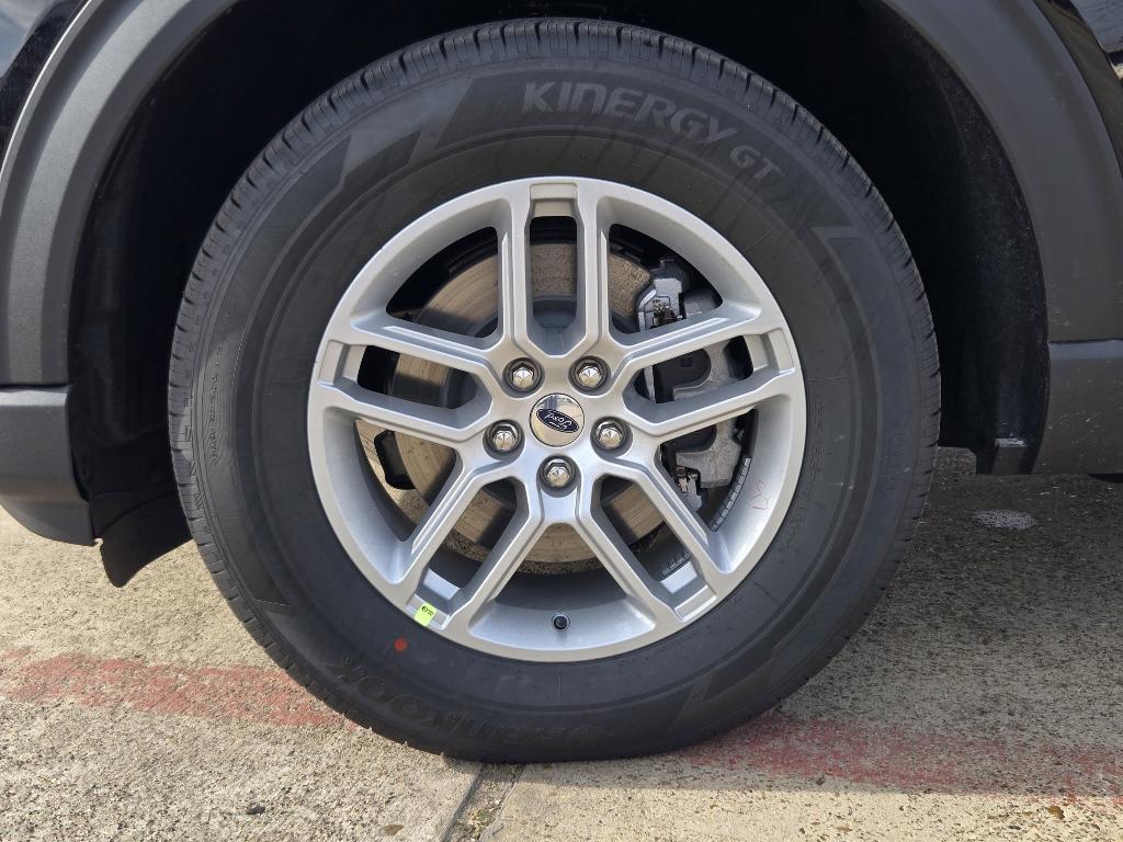 new 2026 Ford Explorer car, priced at $40,531
