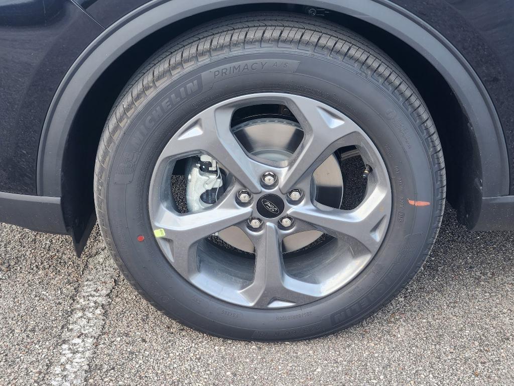 new 2026 Ford Escape car, priced at $28,940