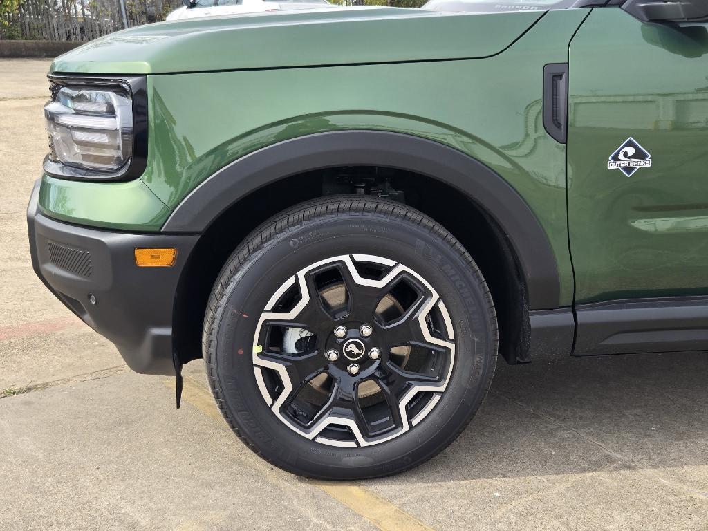 new 2025 Ford Bronco Sport car, priced at $36,535