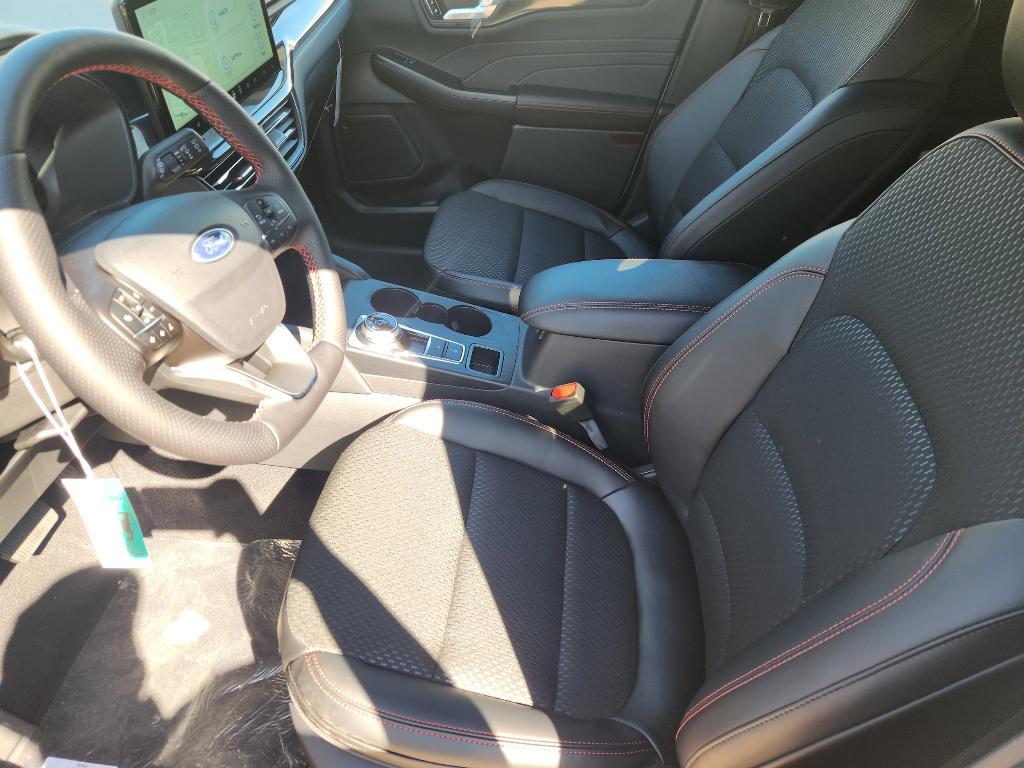 new 2026 Ford Escape car, priced at $31,059