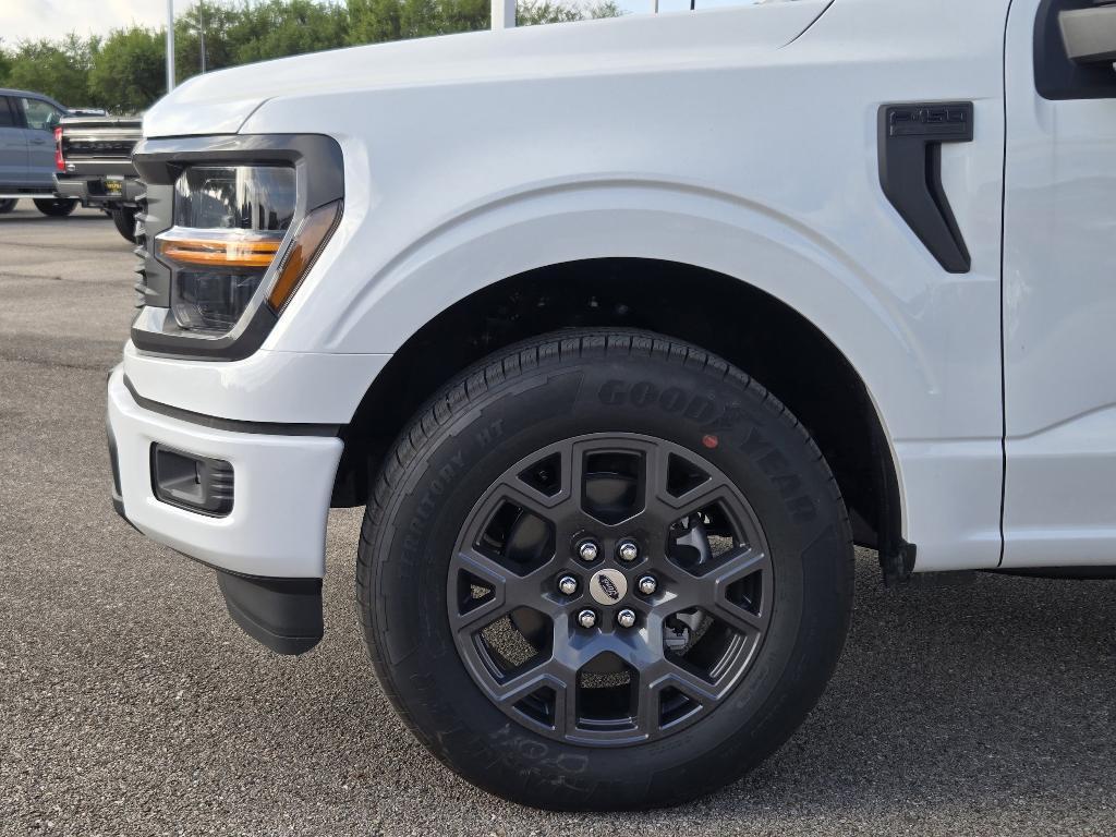 new 2026 Ford F-150 car, priced at $43,105