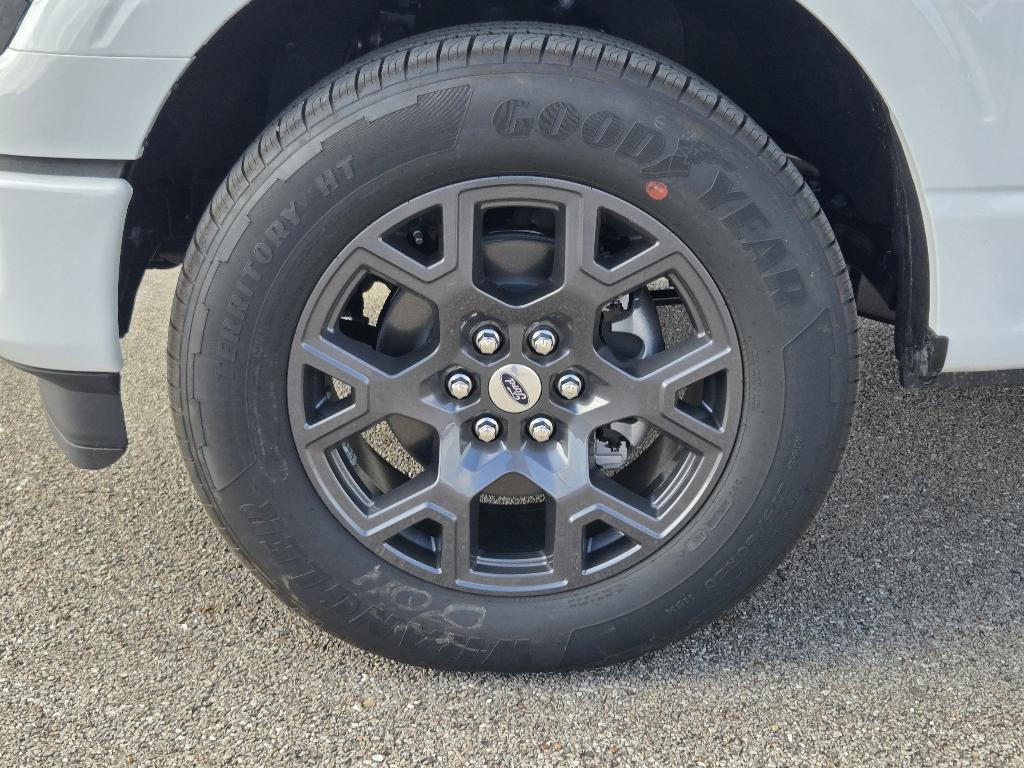 new 2026 Ford F-150 car, priced at $43,105