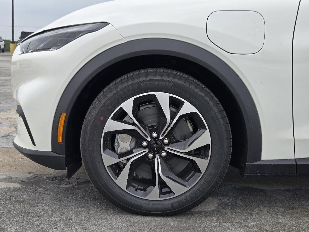 new 2026 Ford Mustang Mach-E car
