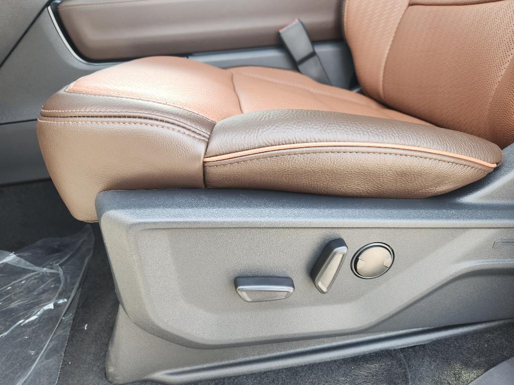 new 2027 Ford Expedition car, priced at $88,109