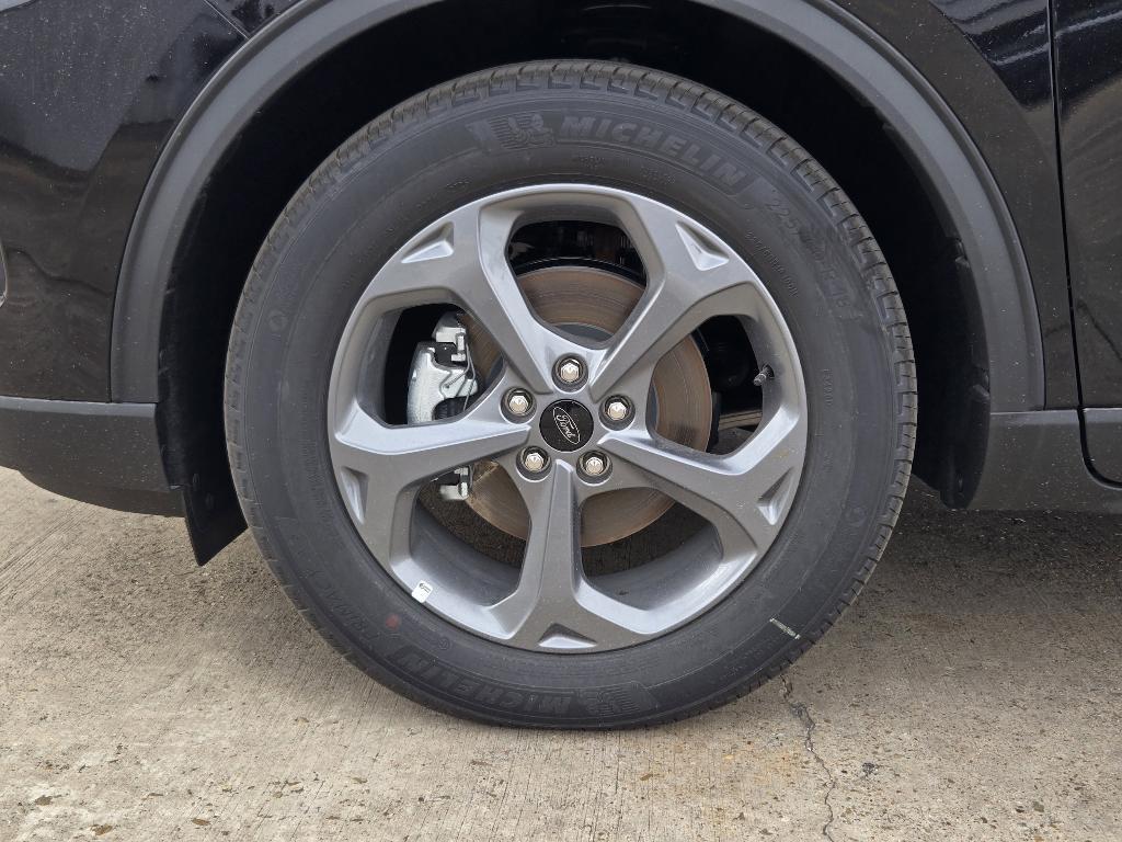 new 2026 Ford Escape car, priced at $29,264