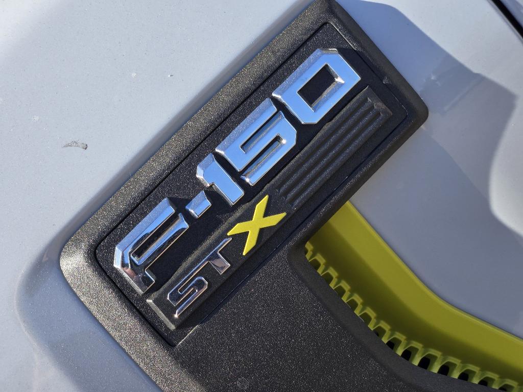 new 2025 Ford F-150 car, priced at $41,875