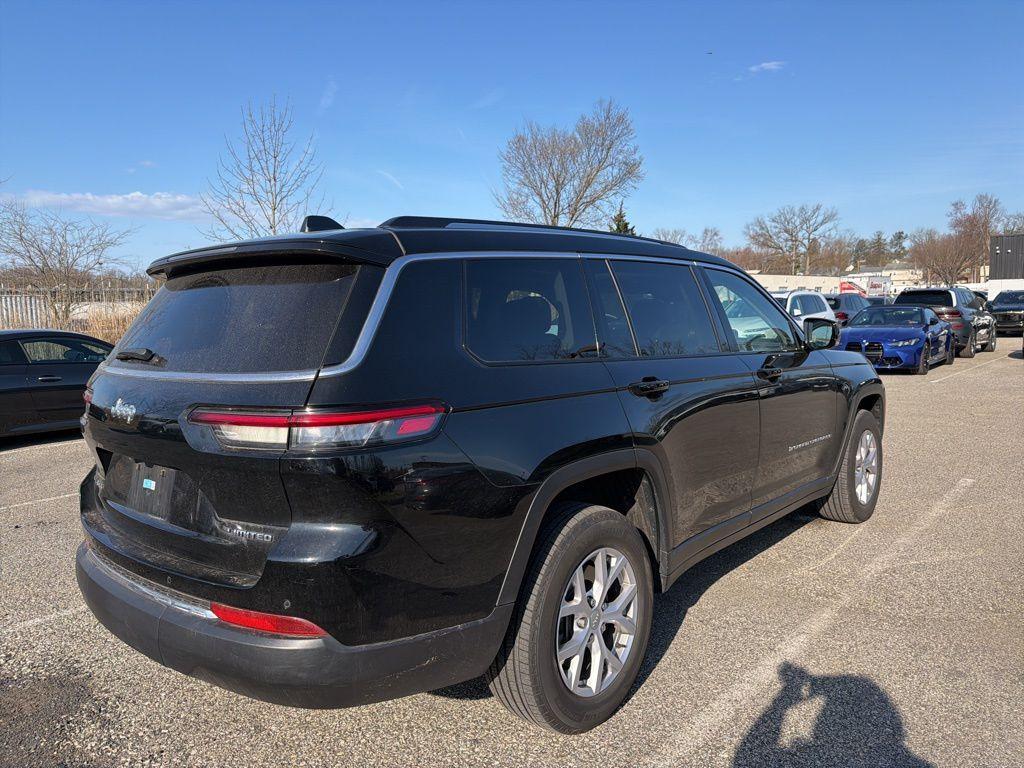 used 2022 Jeep Grand Cherokee L car, priced at $28,039