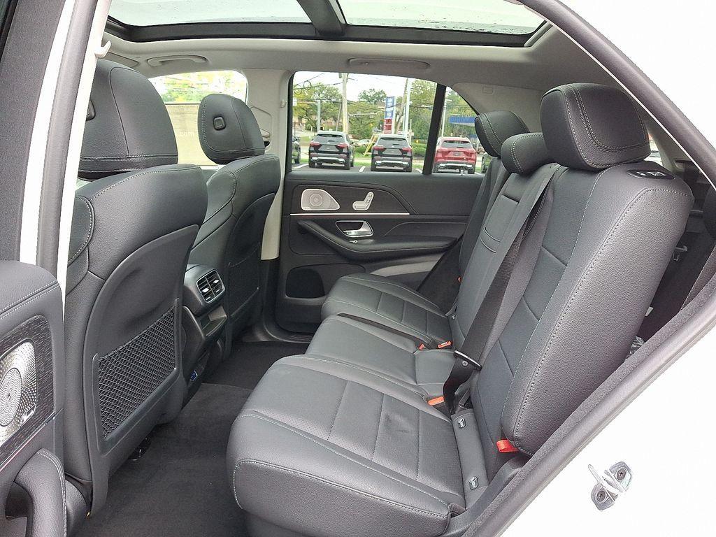 used 2026 Mercedes-Benz GLE 450 car, priced at $77,154