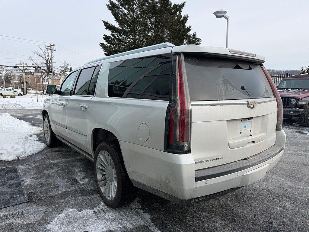 used 2019 Cadillac Escalade ESV car, priced at $39,179