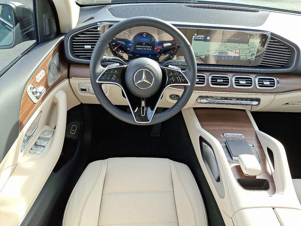 new 2026 Mercedes-Benz GLE 450 car, priced at $82,185