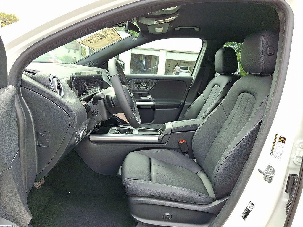 used 2026 Mercedes-Benz GLA 250 car, priced at $48,490