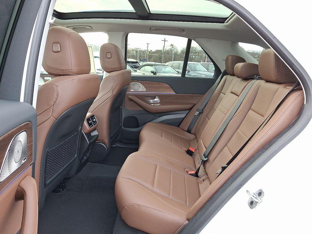 new 2026 Mercedes-Benz GLE 450 car, priced at $75,630