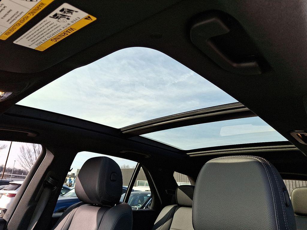 used 2023 Mercedes-Benz GLE 350 car, priced at $47,487