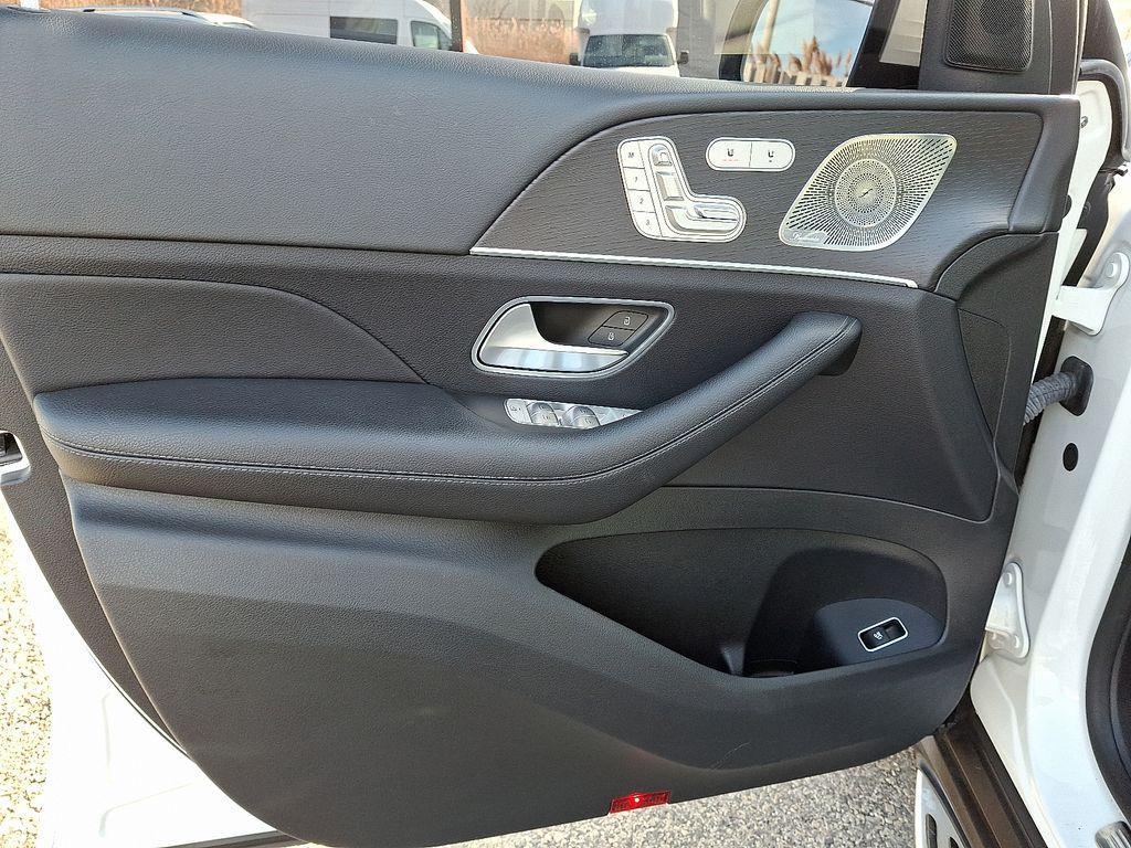 used 2023 Mercedes-Benz GLE 350 car, priced at $47,487