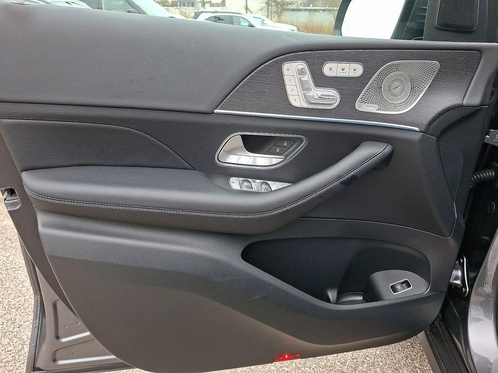used 2026 Mercedes-Benz GLE 350 car, priced at $64,209