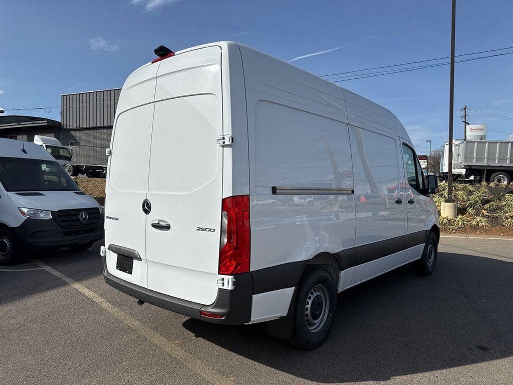 new 2025 Mercedes-Benz Sprinter 2500 car, priced at $53,286